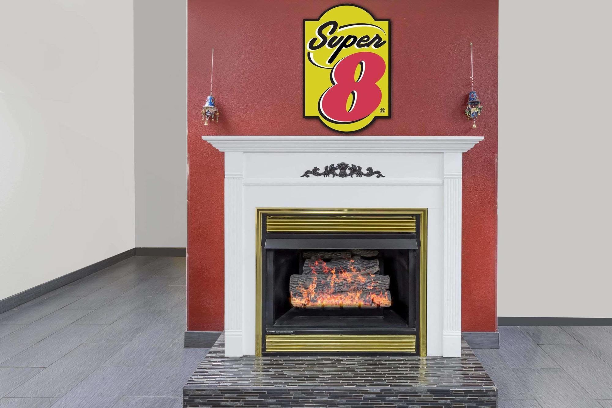 במוטל Super 8 By Wyndham Logansport מראה חיצוני תמונה